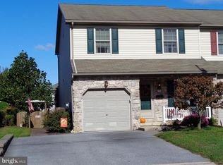 18 E 3rd St, Quarryville, PA 17566