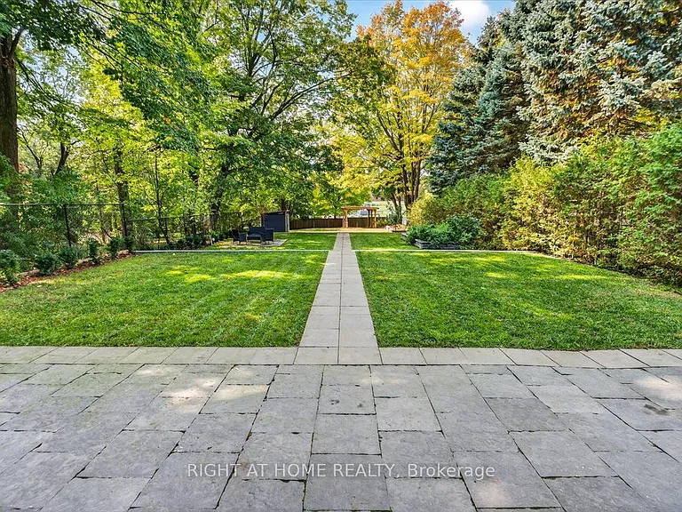 64 Larwood Blvd — Photo 42