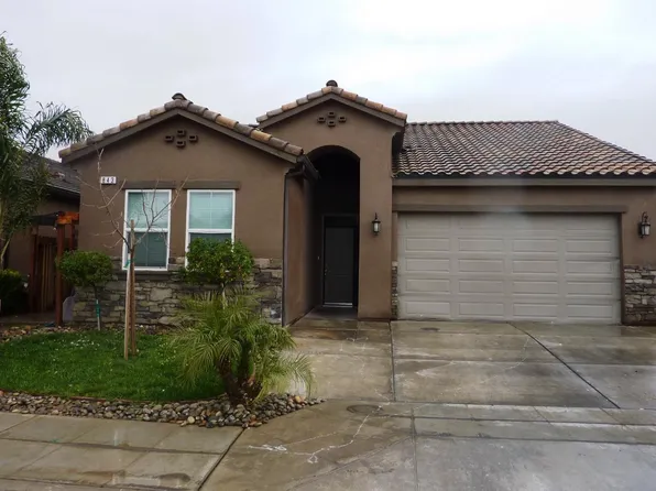 843 Orchard Hills Dr, Madera, CA 93637