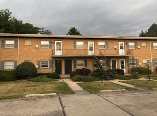 65 E Southmor Rd APT 8, Morris, IL 60450