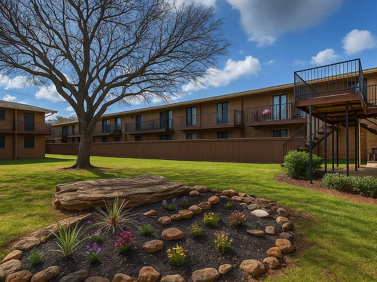Stoneridge Apartments — Photo 3