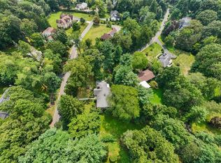 10 Topland Rd, Hartsdale, NY 10530