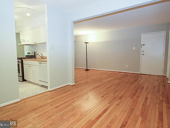 4th image of 3320 Woodburn Village Dr APT 34