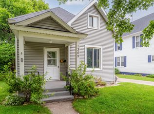 1309 Harrison Ave, Saint Joseph, MI 49085