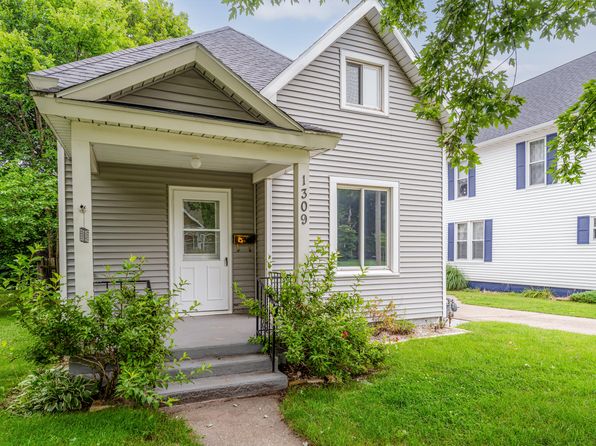 Saint Joseph MI Real Estate - Saint Joseph MI Homes For Sale | Zillow