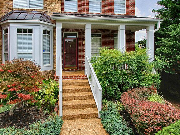4th image of 12930 Heathland Dr