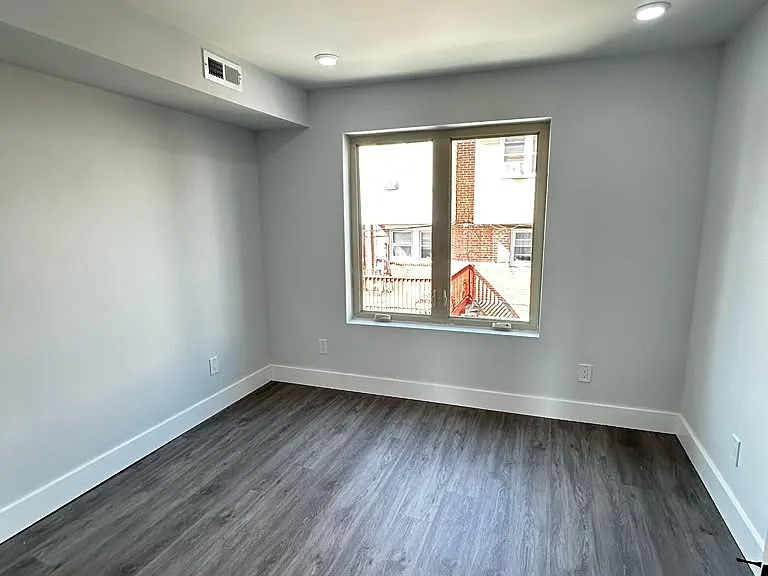 7355 Dicks Ave #C — Photo 5