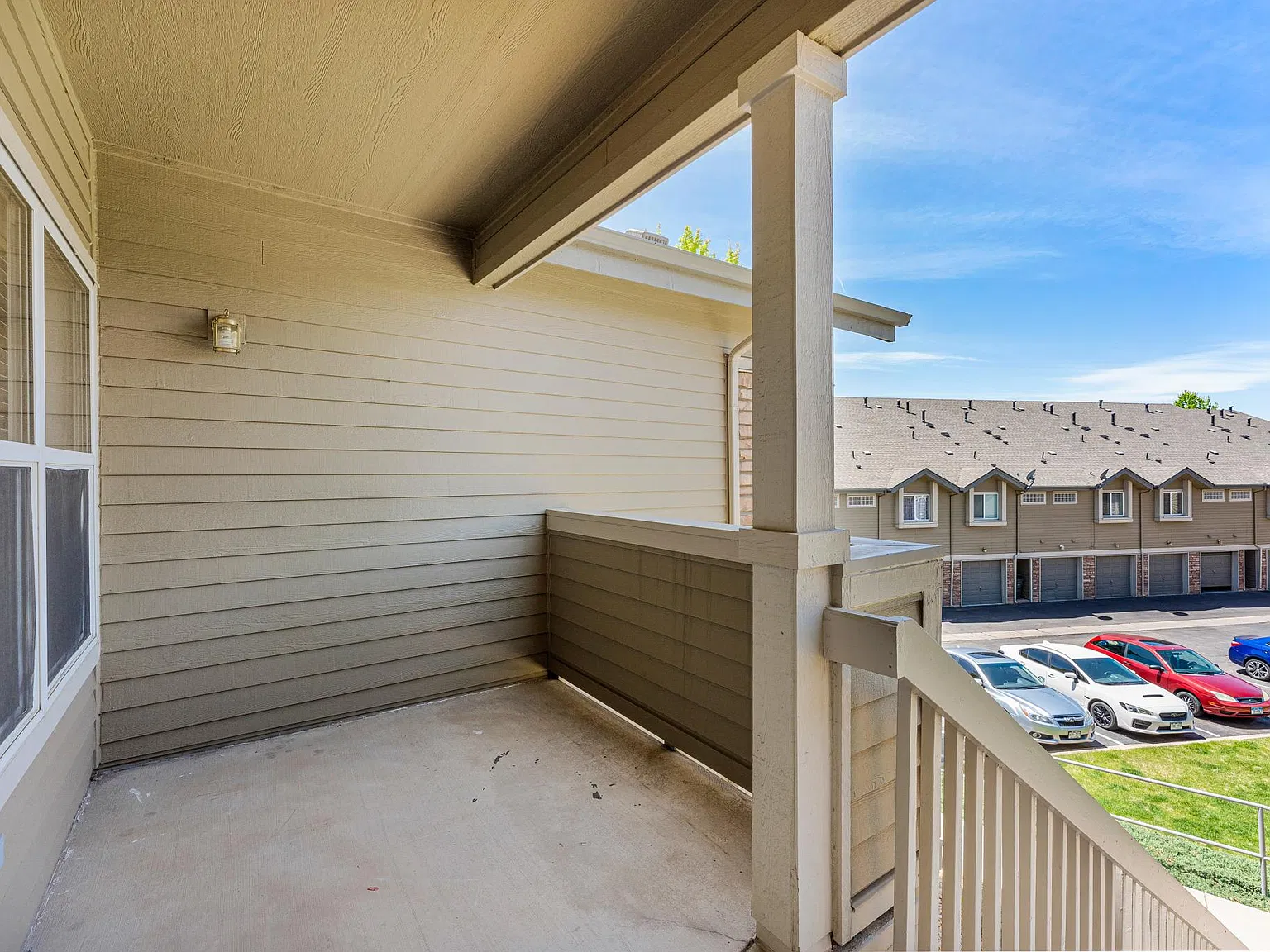 3233 S Zeno Ct — Photo 4
