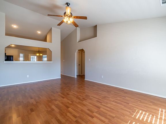 3rd image of 7827 Huntington Way