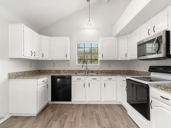 4617 Carmel Ln, Rowlett, TX 75088