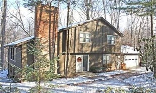 1st image of 685 Coy Ln