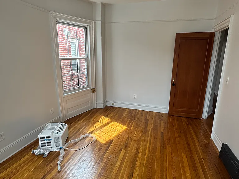 2524 Maclay Ave #3 — Photo 2
