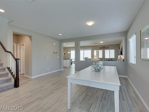 4th image of 987 Cedar Cliff Ct