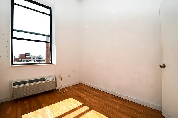 Rented by Brick&Mortar | media 23