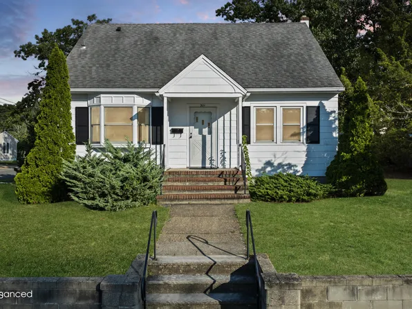 301 Spar Avenue, Beachwood, NJ 08722