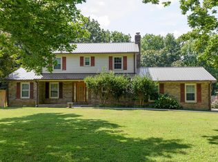 130 Tulip Poplar Dr, La Vergne, TN 37086