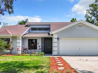 711 49th St E, Bradenton, FL 34208