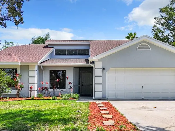 711 49th St E, Bradenton, FL 34208
