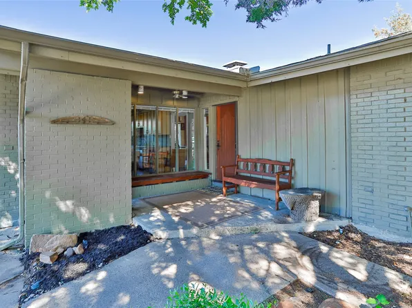 13936 Tanglewood Pl, Farmers Branch, TX 75234