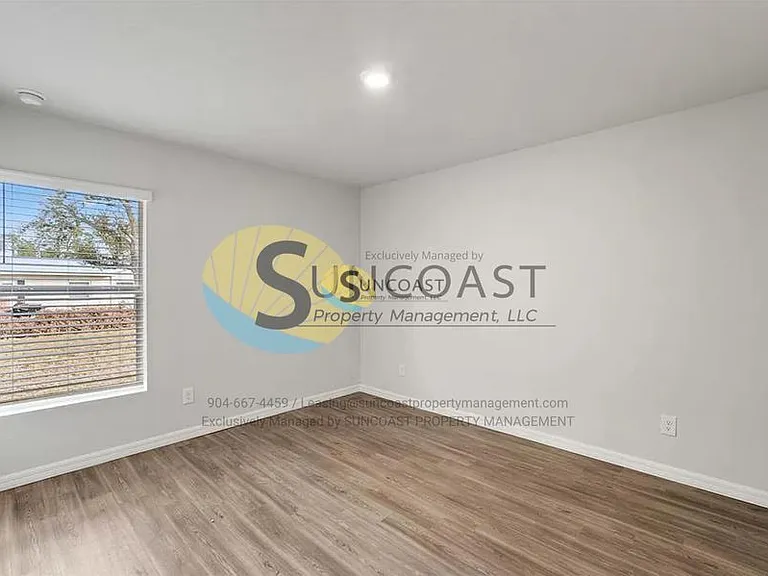 17389 Tyler Ave — Photo 15