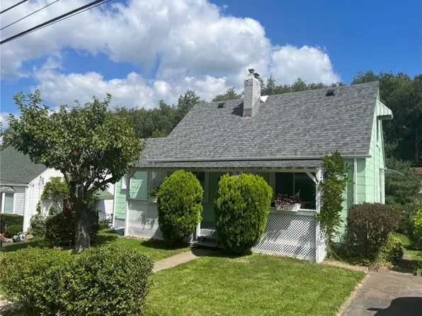 3903 Eliza St, West Mifflin, PA 15122