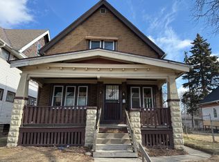 3058 N 24th Pl, Milwaukee, WI 53206
