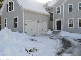 148 Coles Rd, Cromwell, CT 06416