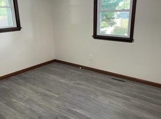 2961 E Stanford St, Springfield, MO 65804