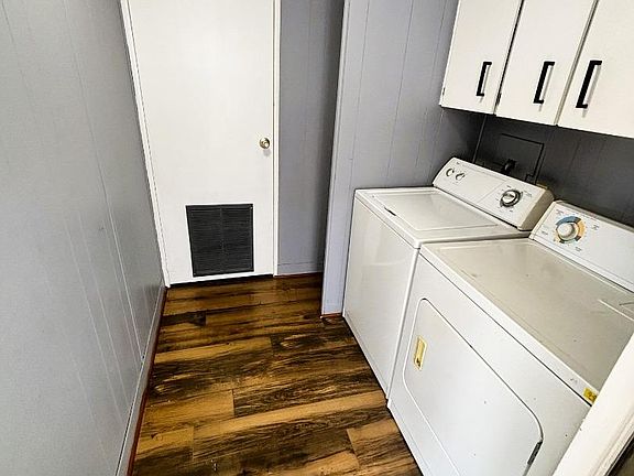 4th image of 8600 West Ln Space 40