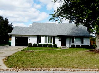 929 Gardner Rd, Dayton, OH 45429