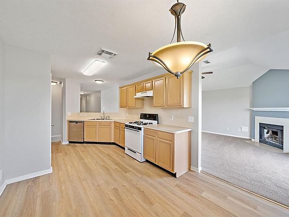 5th image of 22807 W Waterlake Dr