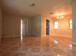 5330 Browncroft St, Houston, TX 77021