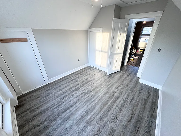 108 N Main St — Photo 20