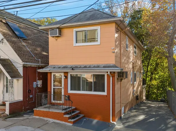 1205 50th St, North Bergen, NJ 07047