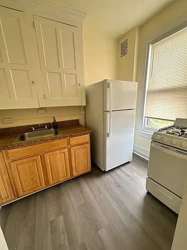 437 Chestnut St #404 Photo 1