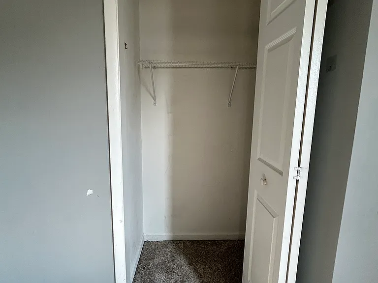 5711 Rollins Ln — Photo 4