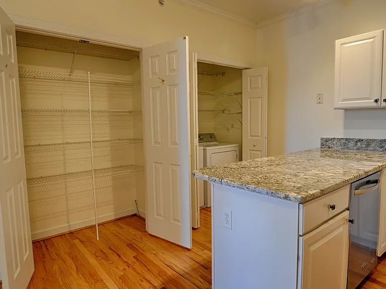 600 Copperline Dr #207 — Photo 9