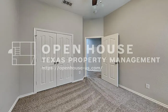 8705 Sunset Trace Dr — Photo 14