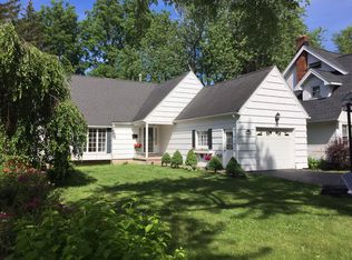 190 Antlers Dr, Rochester, NY 14618