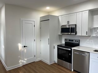 108 W 4th St #1, Frederick, MD 21701
