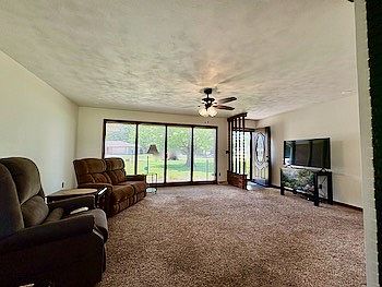 5th image of 1622 Sunset Dr