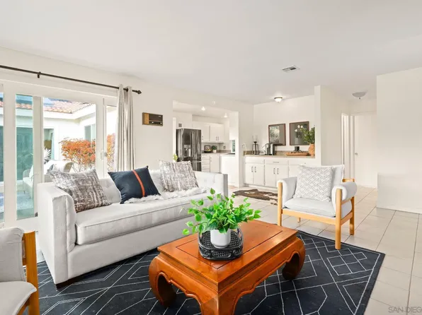 14105 Durhullen Dr, Poway, CA 92064