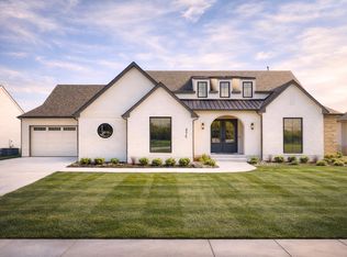 4620 N Ridge Port St, Wichita, KS 67205