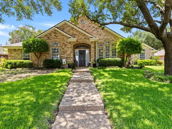 1301 Western Ridge Dr, Woodway, TX 76712