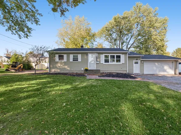 226 Chatterton Ave, Somerset, MA 02726