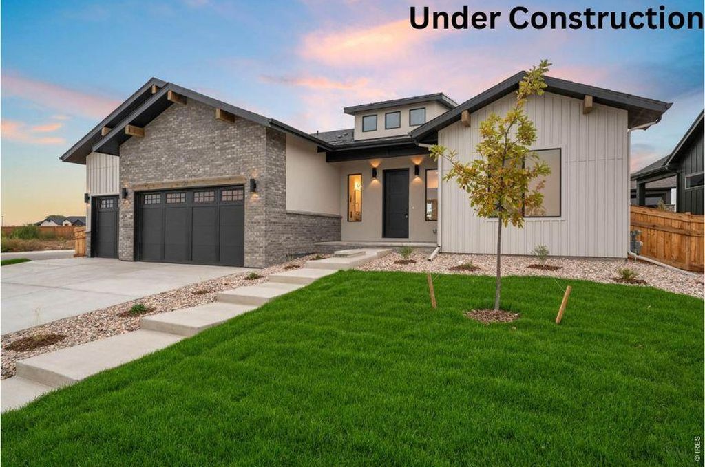 23 Snowcap Dr