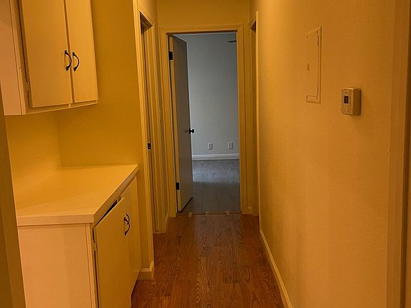4th image of 594 S 3rd Ave Unit 3