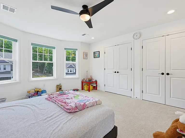 2 Evergreen Dr #1 — Photo 21