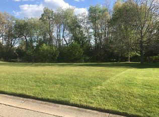 13446 Daleview Ct, South Lyon, MI