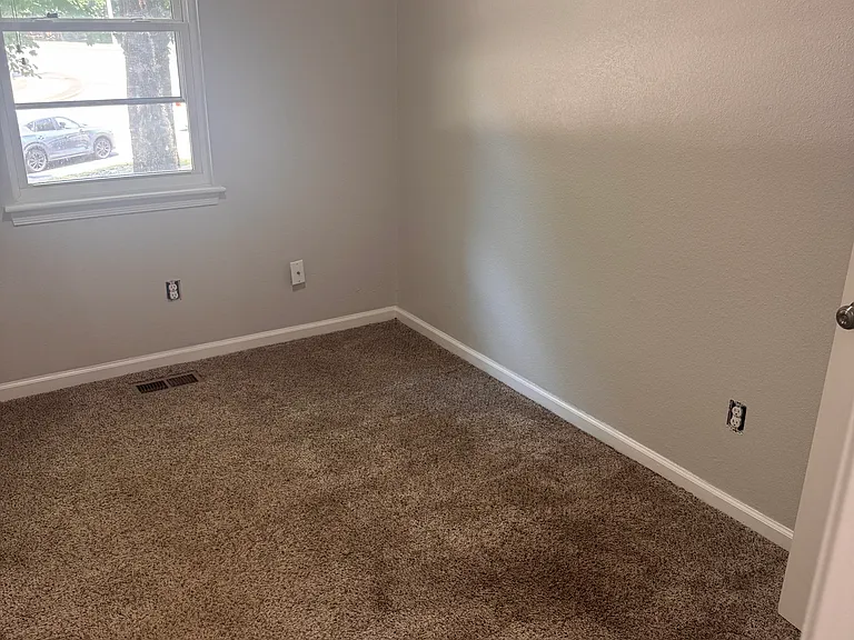 1307 Gaineford Ct — Photo 14